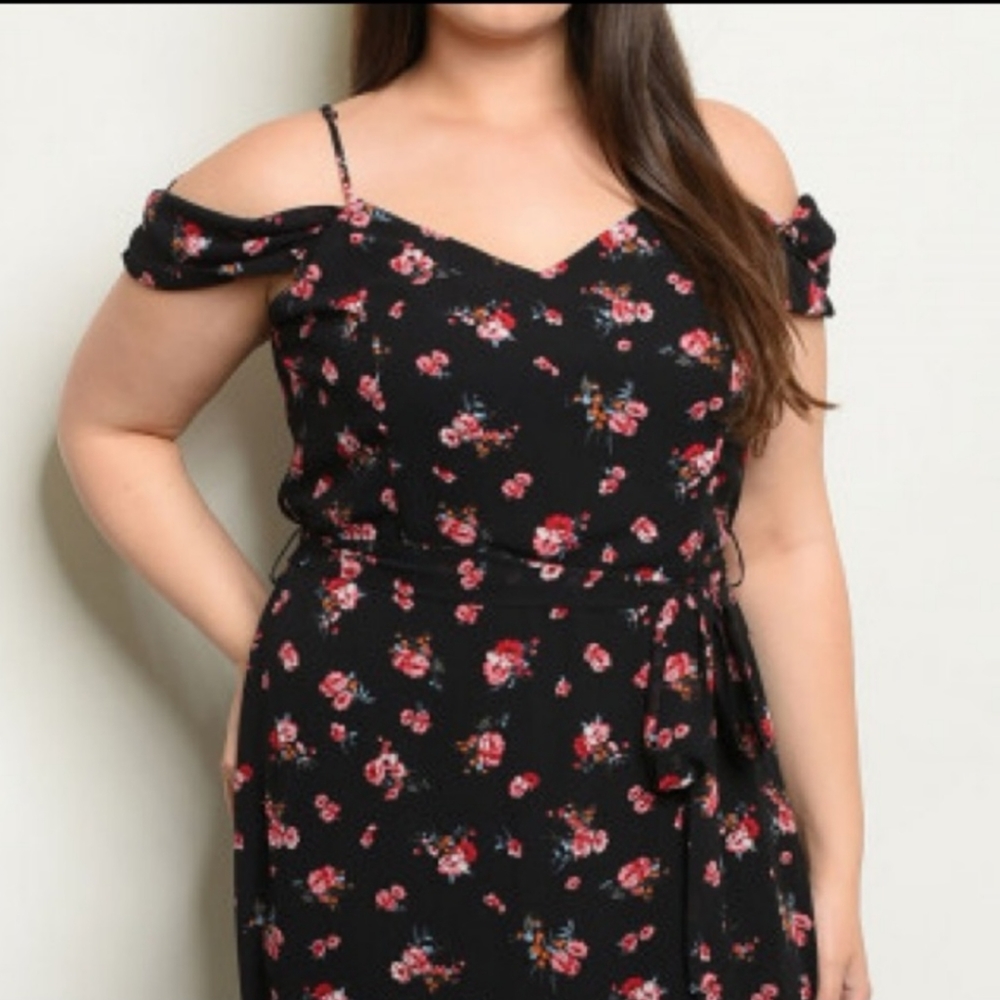 Women's Floral Maxi - Picture 2 of 3